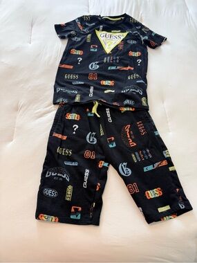GUESS Black Kids Set with Multicolor Logo Prints